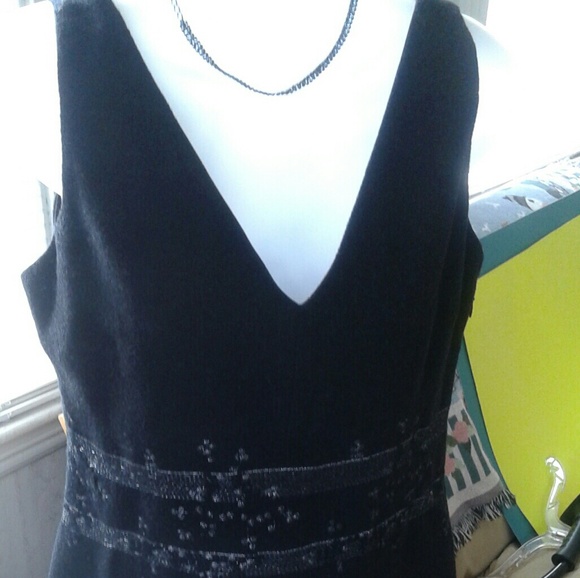 Dress - Picture 3 of 5